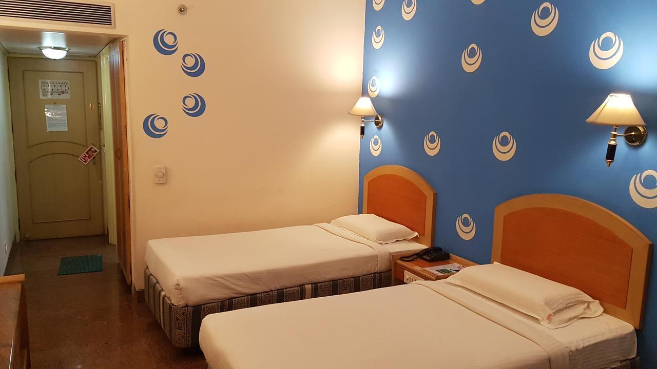 היידראבד Kamat Lingapur Hotel מראה חיצוני תמונה